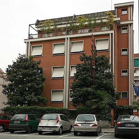 Hotel Giada Торино Екстериор снимка