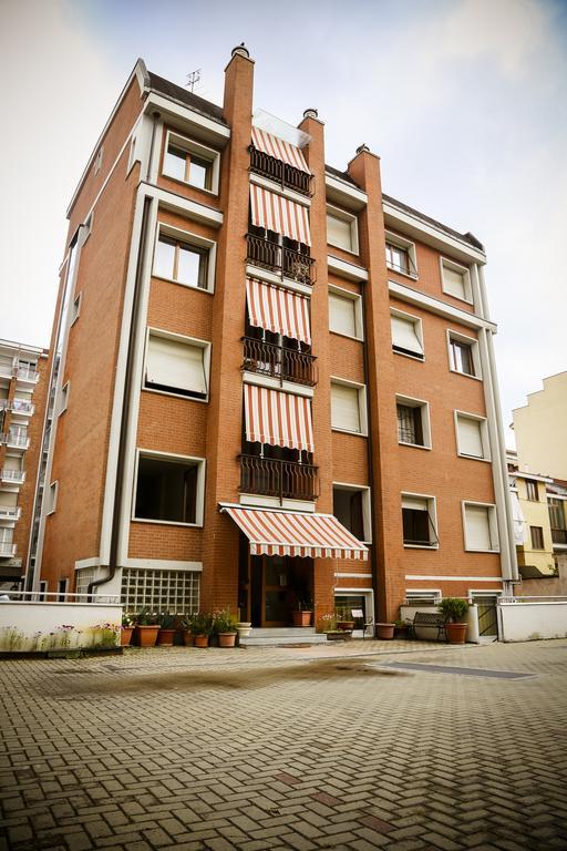 Hotel Giada Торино Екстериор снимка