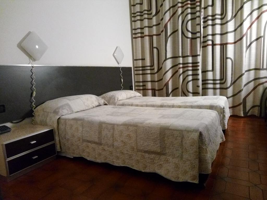 Hotel Giada Торино Екстериор снимка